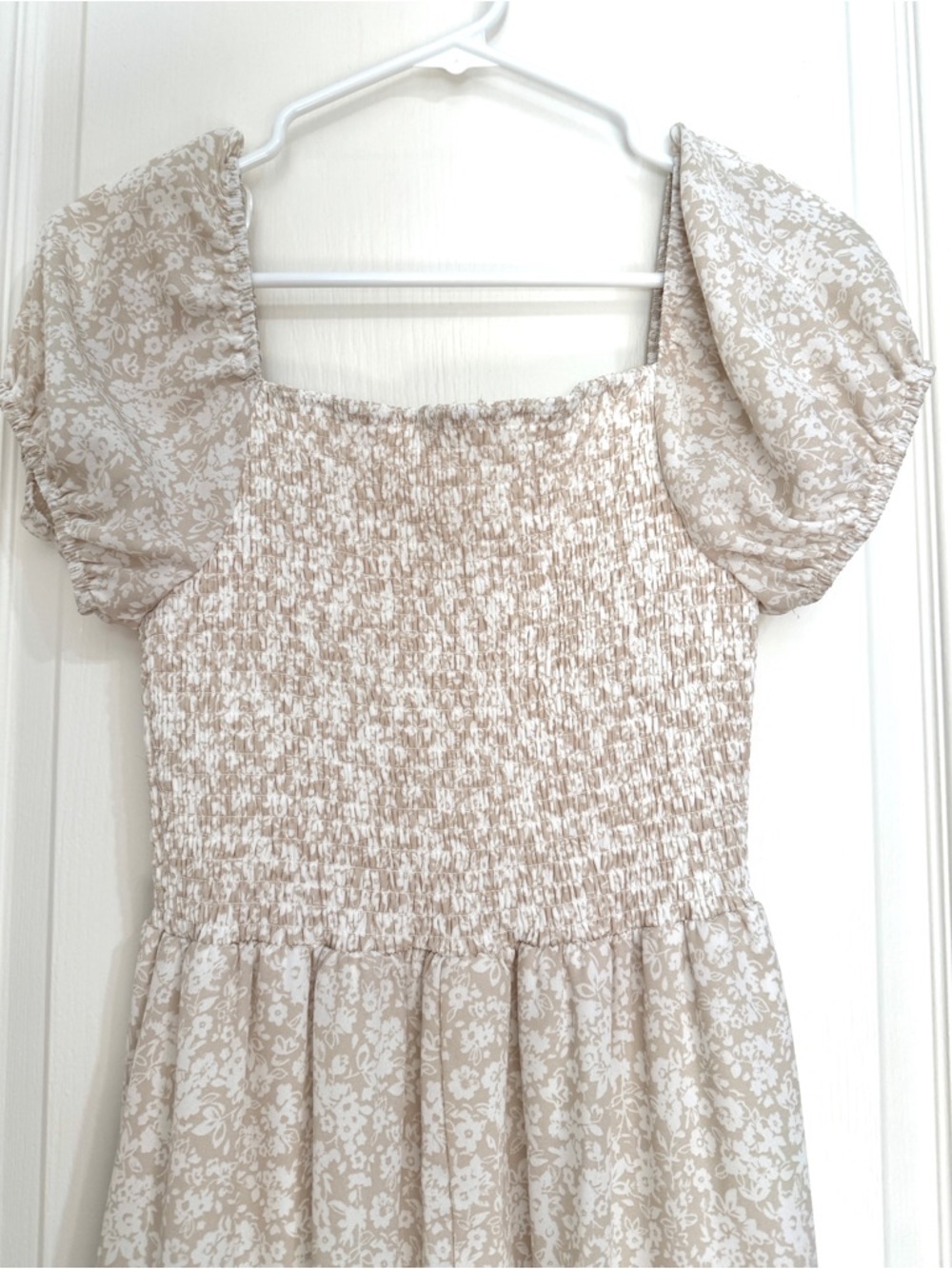 Womens Altar'd State Sundress size S Short sleeve Lined Tan White flowers new